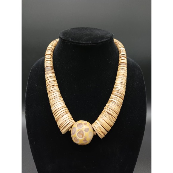 Wood Crafted Necklace with Screw Clasp Necklace - Picture 1 of 1